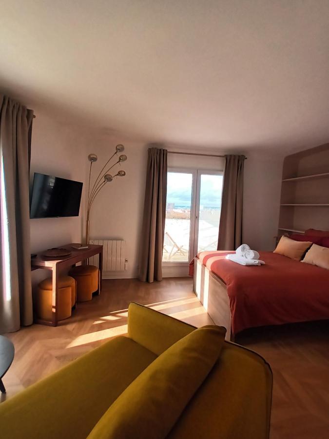 Paris Balcony Top Floor Room Luaran gambar