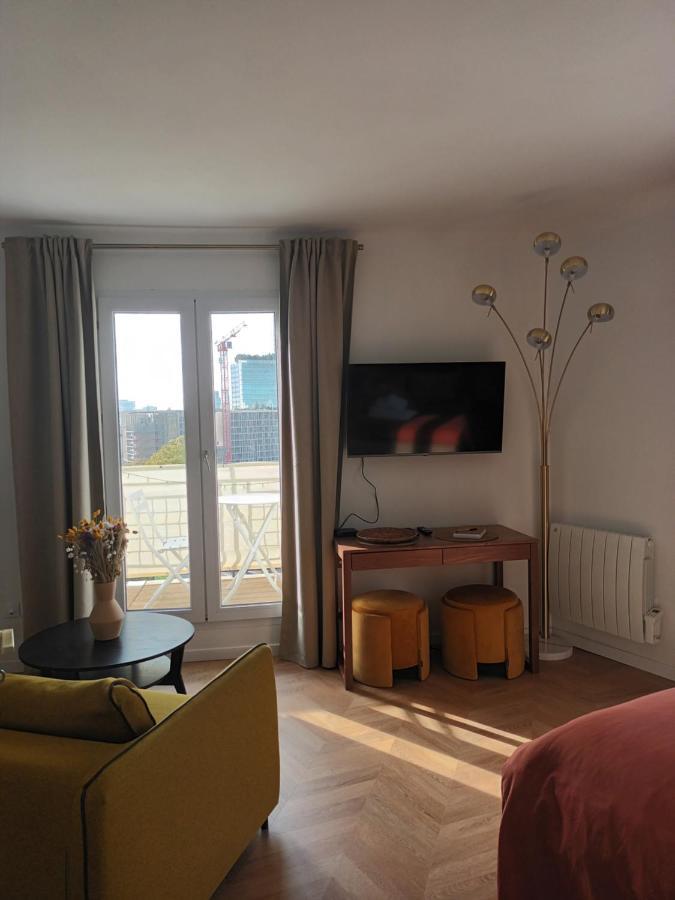 Paris Balcony Top Floor Room Luaran gambar