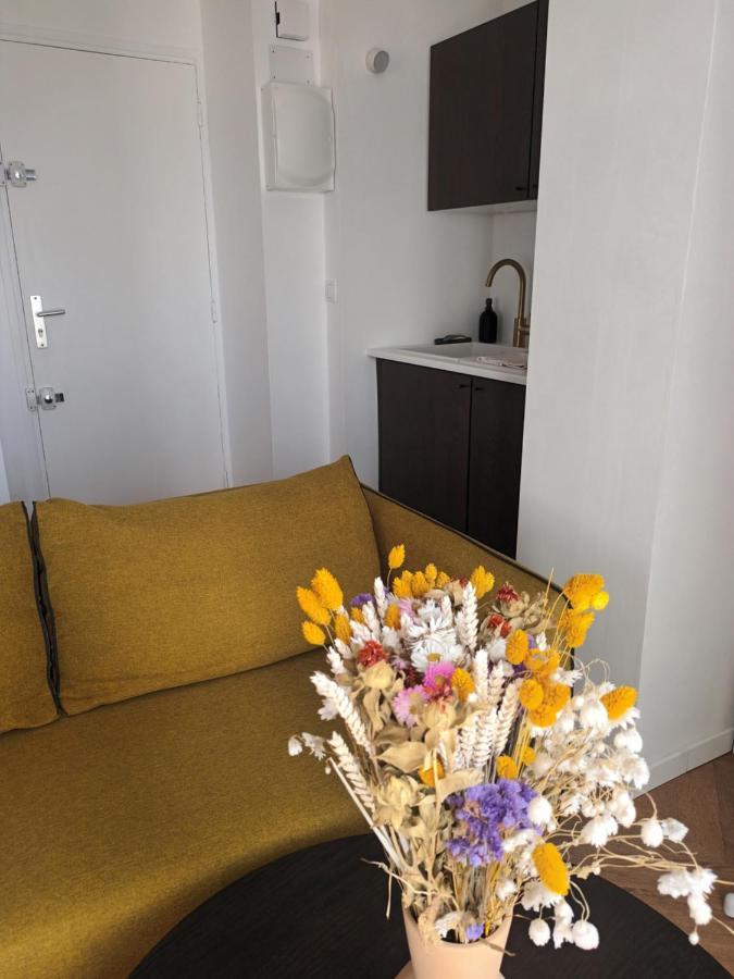 Paris Balcony Top Floor Room Luaran gambar