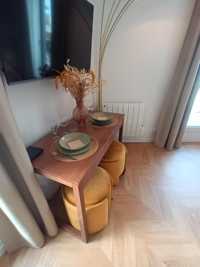 Paris Balcony Top Floor Room Luaran gambar