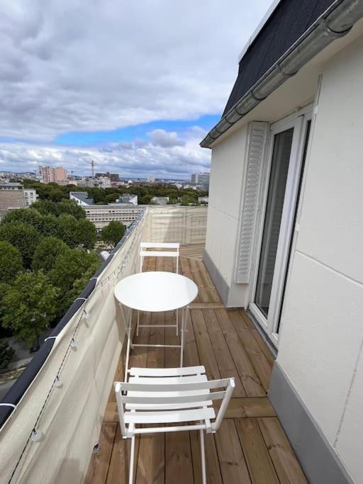 Paris Balcony Top Floor Room Luaran gambar